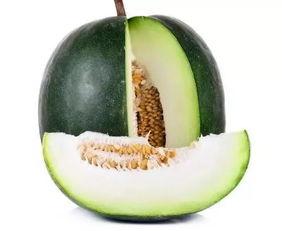 玥玥吃不饱吃瓜,从吃不饱到吃瓜的奇妙旅程